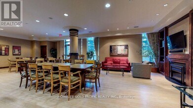 35 Finch Ave E in Toronto, ON - Building Photo - Building Photo