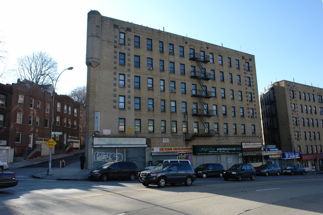 2269 Hampden Pl in Bronx, NY - Foto de edificio - Building Photo