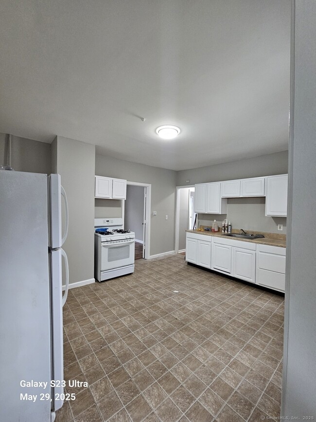 property at 431 Greenwich Ave