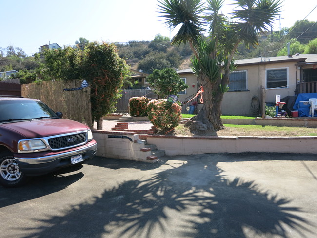 6367-6371 Imperial Ave in San Diego, CA - Building Photo - Building Photo