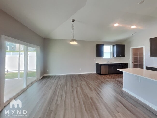 3372 Belterra Pt Dr in New Hill, NC - Foto de edificio - Building Photo