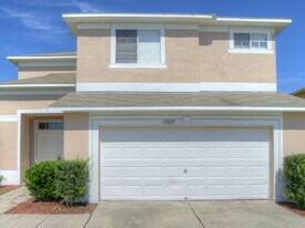12822 Longcrest Dr in Riverview, FL - Building Photo