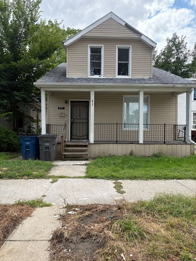 property at 937 Prouty Ave