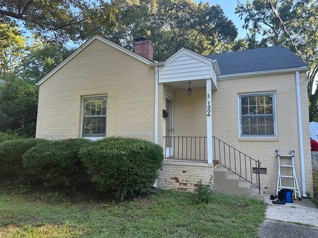 property at 1304 Winstead Pl