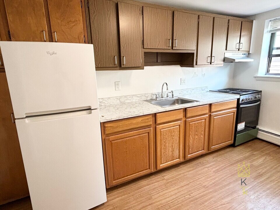 48 A Harvard Ave in Brookline, MA - Building Photo