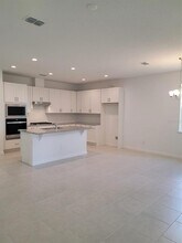 12887 Westhaven Oak Dr in Oakland, FL - Building Photo - Building Photo