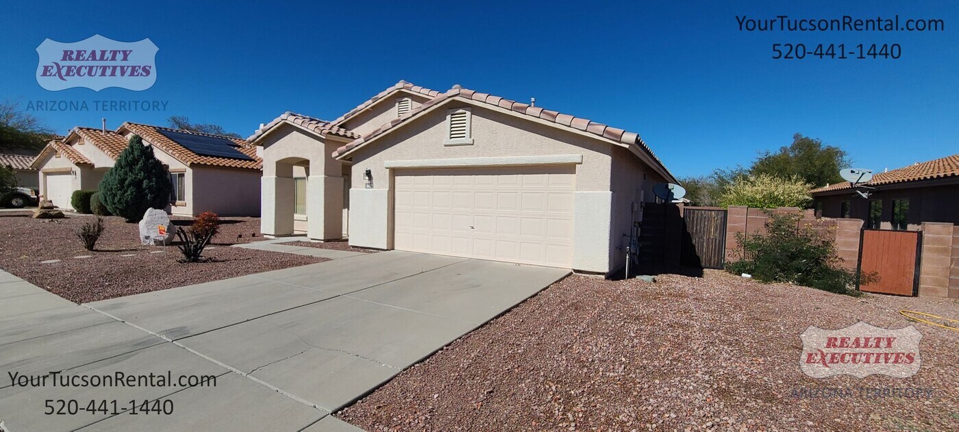 2632 W Brandy Crest Dr in Tucson, AZ - Building Photo