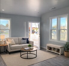 262 Soledad St in Soledad, CA - Foto de edificio - Building Photo