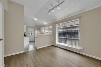 22112 Peachglen Ln in Spring, TX - Building Photo - Building Photo