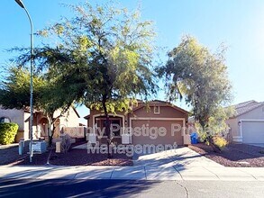 7519 S 43rd Dr in Phoenix, AZ - Building Photo - Building Photo