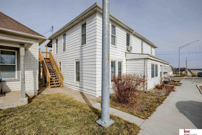 114 E Main St in Murray, NE - Building Photo