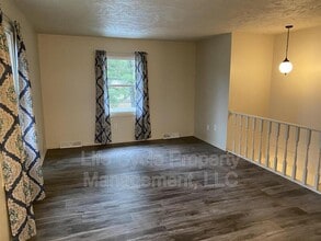 998 52nd St SE in Kentwood, MI - Building Photo - Building Photo