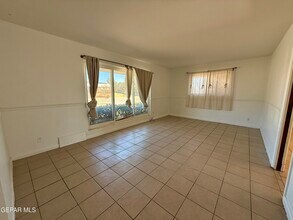 2900 Polk Ave in El Paso, TX - Building Photo - Building Photo