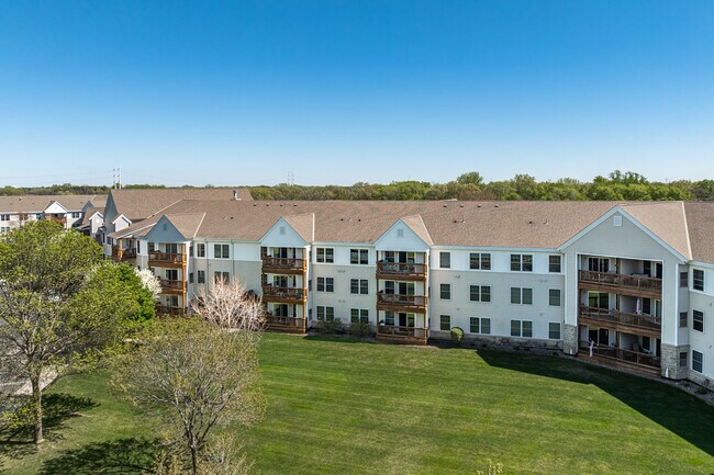 Realife Cooperative in Coon Rapids, MN - Foto de edificio - Building Photo