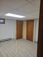 502 Lowell St, Unit 1 in Vandergrift, PA - Foto de edificio - Building Photo