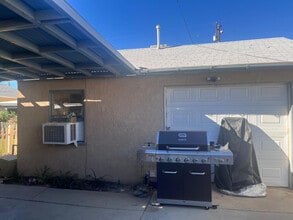 44515 Cedar Ave in Lancaster, CA - Building Photo - Building Photo