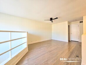 942 W Grace St in Chicago, IL - Building Photo - Building Photo
