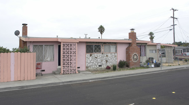 1964-1966 16th St in San Pablo, CA - Building Photo - Building Photo