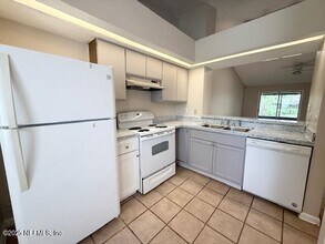 11746 White Horse Rd in Jacksonville, FL - Building Photo - Building Photo