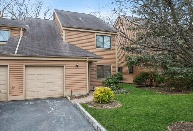 99 Brush Hollow Close in Rye Brook, NY - Building Photo - Building Photo
