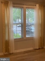 307 Trinity Ct in Princeton, NJ - Building Photo