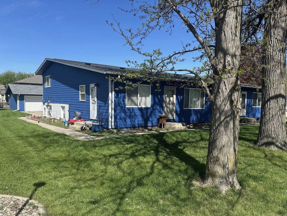 411 S Mary Ave, Unit 413 in Tea, SD - Building Photo