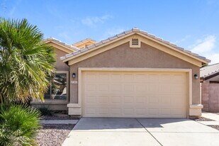 2513 N 114th Ave in Avondale, AZ - Building Photo