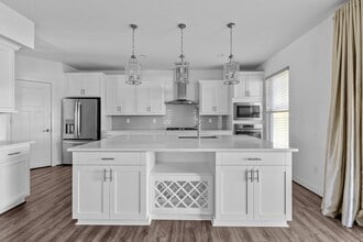 1944 Ferguson Lp in Chesapeake, VA - Building Photo - Building Photo
