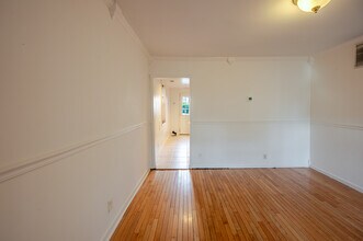 21 17th St SE in Washington, DC - Building Photo - Building Photo