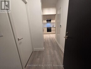 110 Broadway Ave in Toronto, ON - Building Photo - Building Photo