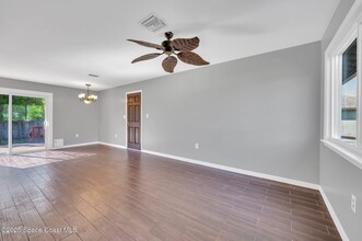 1316 Mariner Ave SE in Palm Bay, FL - Building Photo - Building Photo