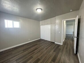 601-603 Woodstock St in Medford, OR - Foto de edificio - Building Photo