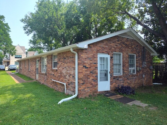 4805B Wyoming Ave, Unit 4805 B Wyoming Ave