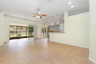 1322 Dittmer Cir SE in Palm Bay, FL - Foto de edificio - Building Photo