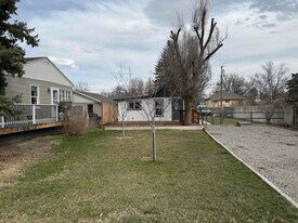 307 First Ave E in Three Forks, MT - Building Photo