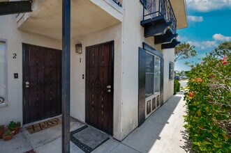 2154 Adams Ave in San Diego, CA - Foto de edificio - Building Photo