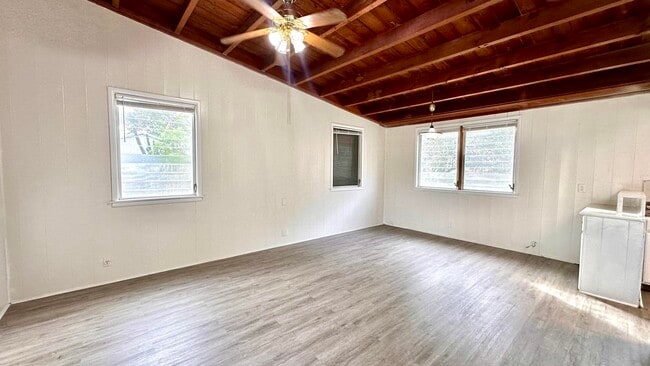 property at 926 33rd St