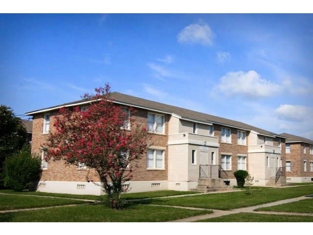 Palmetto Apartments in New Orleans, LA - Foto de edificio - Building Photo