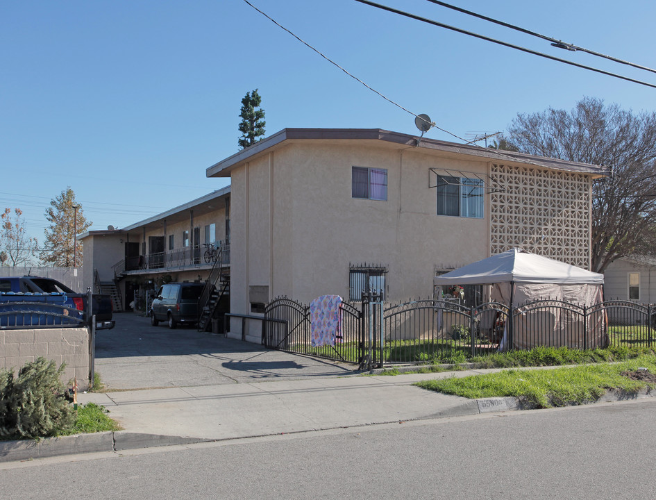 6500 Chanslor Ave in Bell, CA - Foto de edificio