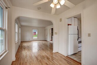 221 22nd Ave E in Menomonie, WI - Building Photo - Building Photo