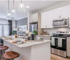 1760 Lookout Dr, Unit 1 in Garland, TX - Building Photo