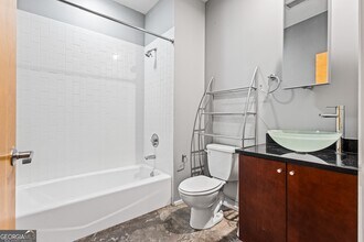 130 Arizona Ave NE in Atlanta, GA - Building Photo - Building Photo