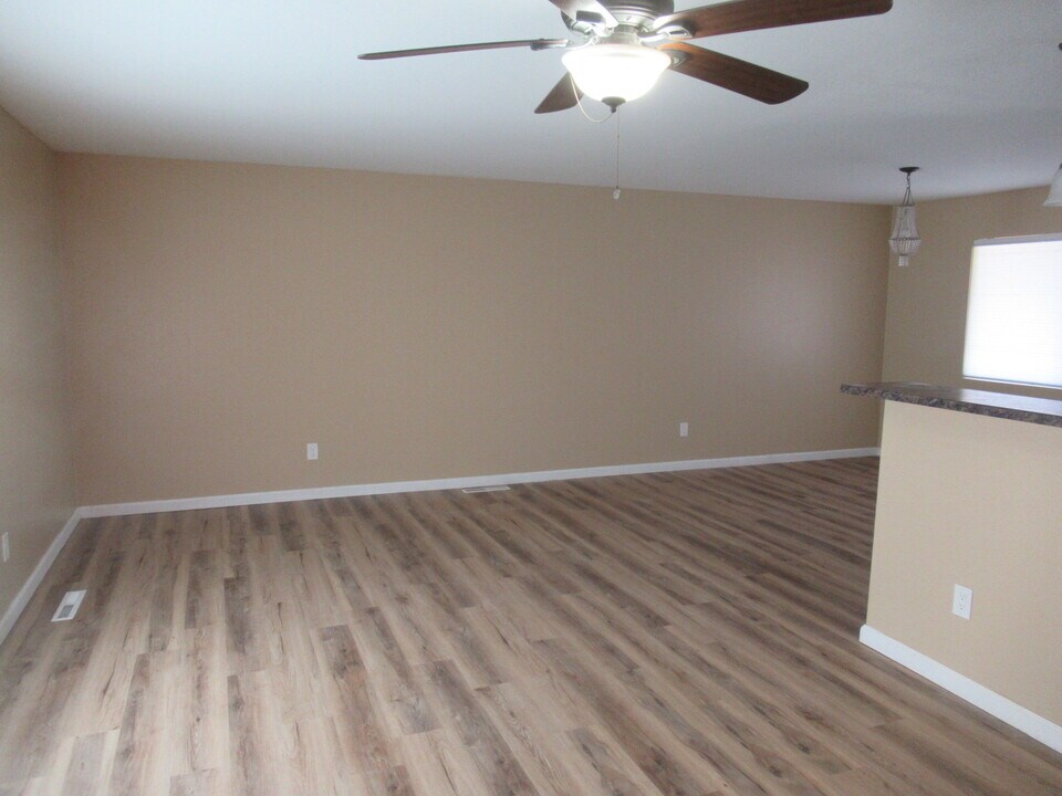 1410 Auburn Dr in Colorado Springs, CO - Building Photo