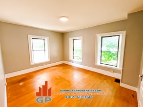 40 1st St in Swanton, VT - Foto de edificio - Building Photo