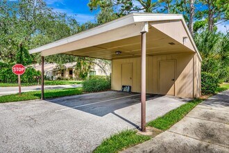 1210 Tallywood Dr in Sarasota, FL - Building Photo - Building Photo