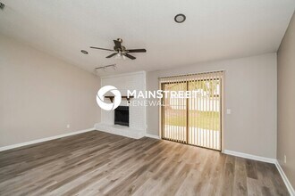 561 William Paca St in Orange Park, FL - Building Photo - Building Photo