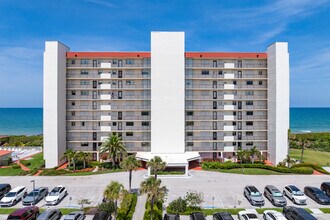 Ocean Towers Condominium in Jensen Beach, FL - Building Photo - Building Photo