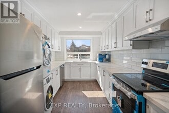 44 Metcalfe St in Thorold, ON - Building Photo - Building Photo