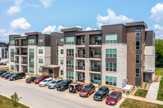 The Emory - Altoona in Altoona, IA - Foto de edificio - Building Photo