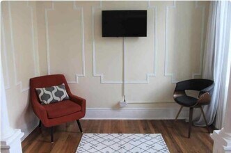 239 1/2 Summit Ave in Jersey City, NJ - Building Photo - Building Photo